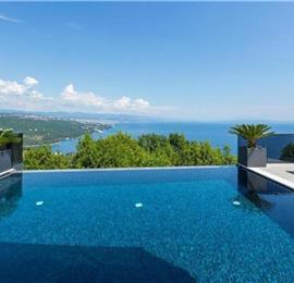 3 bedroom villa with infinity pool in Opatija, sleeps 6